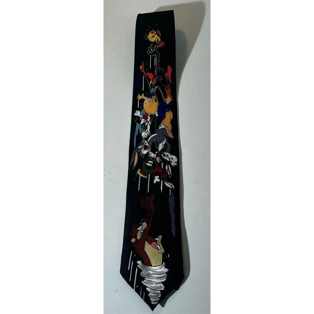 Vintage Loony Tunes tie